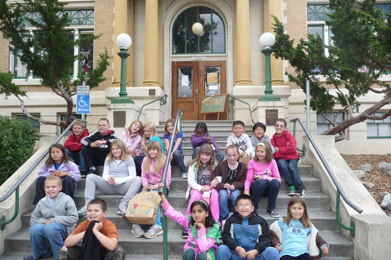 p1040502.jpg - Kayla school outing